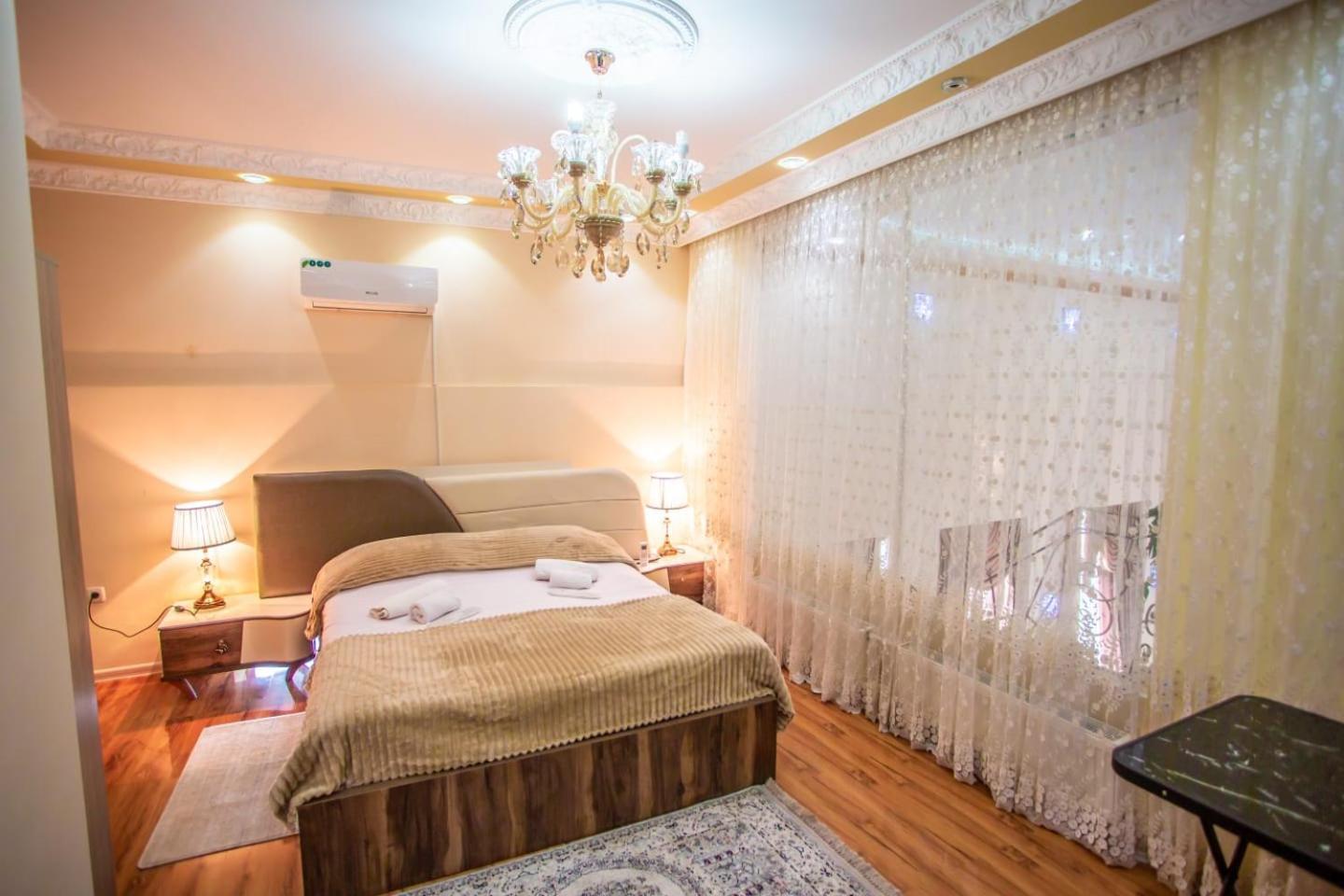 Hotel Caravan Palace Kutaisi Exterior photo